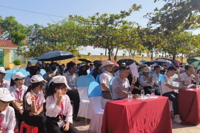 HỘI DIỄN VĂN NGHỆ CHÀO MỪNG 43 NĂM NGÀY NHÀ GIÁO VIỆT NAM TRƯỜNG THCS QUẤT LÂM