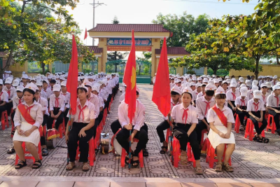 CHÀO CỜ TUẦN ĐẦU TIÊN NĂM HỌC MỚI 2025 – 2026